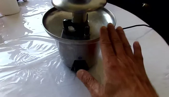 Laisser le chocolat fondre complètement.