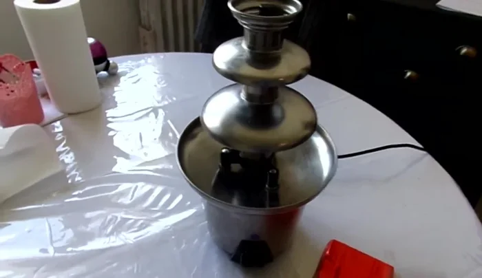 Profitez de votre fontaine à chocolat !