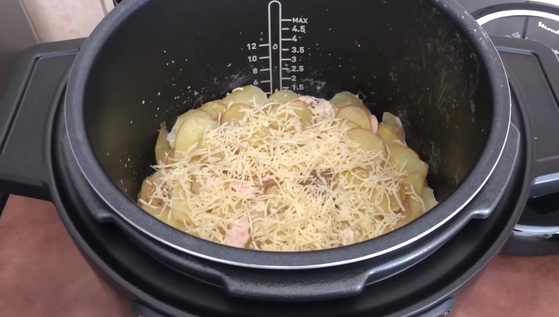 Chicken and potato gratin in Instant Pot