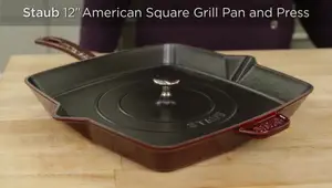 Poêle à griller Staub 12": Le meilleur choix pour des grillades intérieures ?