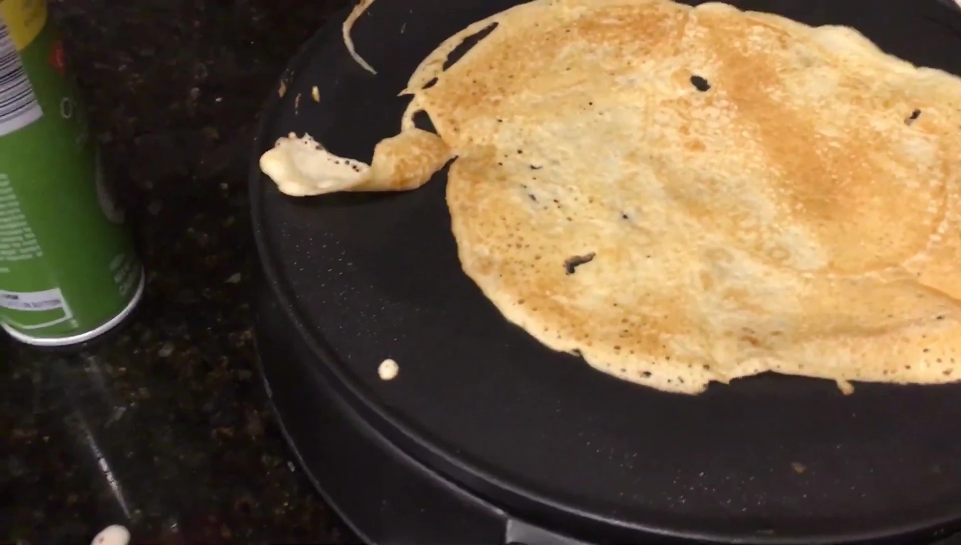 Nettoyage facile de la crêpière