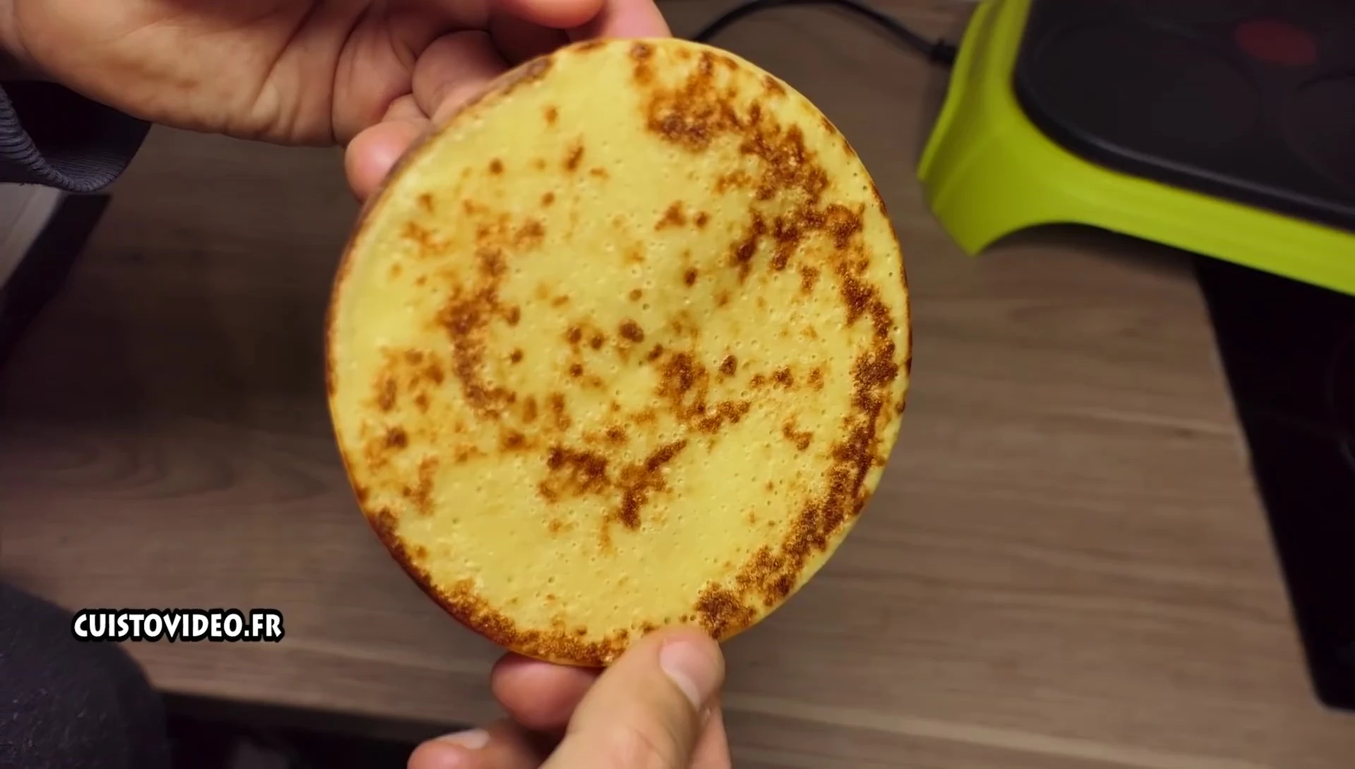 Golden brown crepe, Tefal Crep'Party