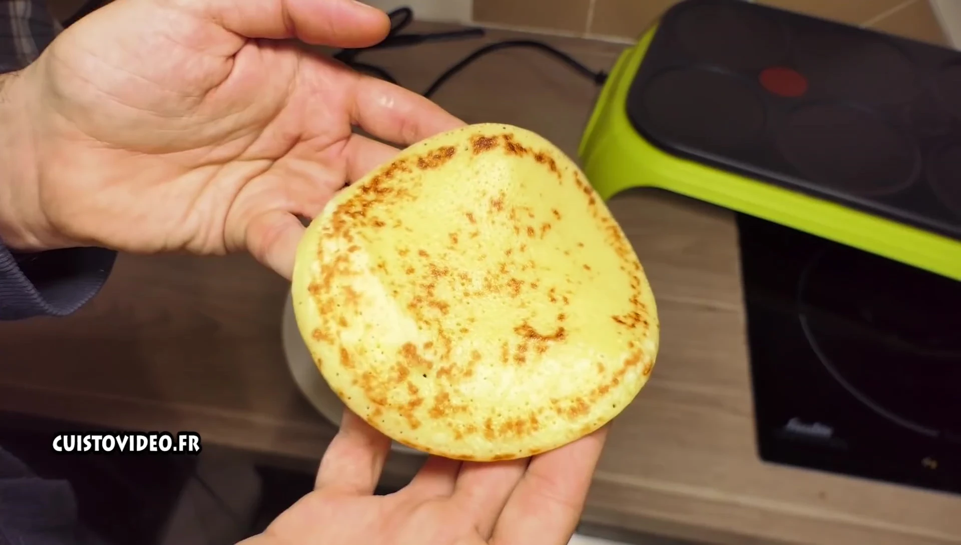 Golden crepe made on Tefal Crep'Party