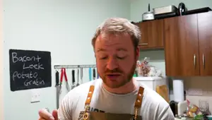 Gratin Dauphinois revisité : Recette facile et délicieuse au bacon et poireaux
