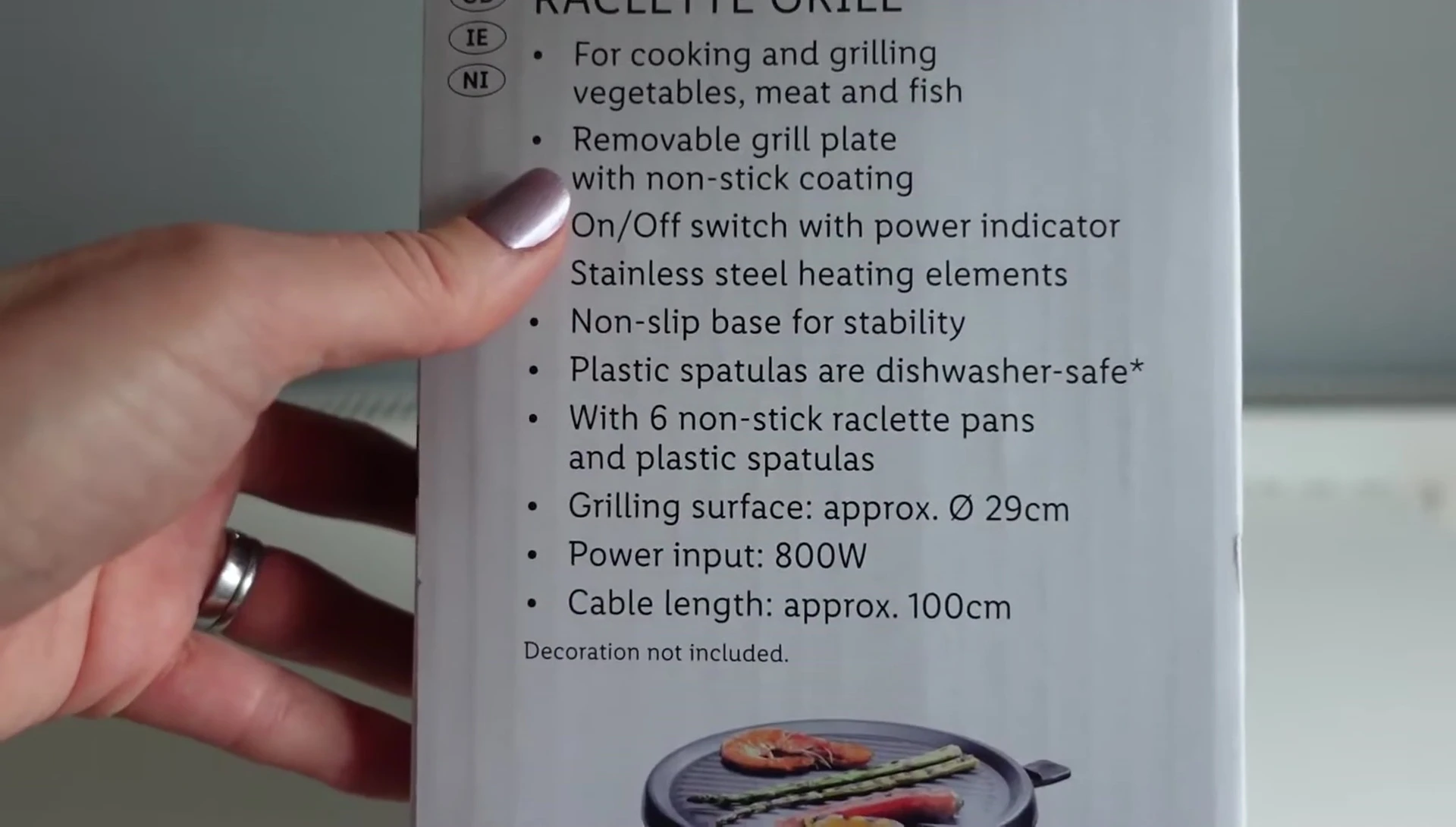 Gros plan sur la plaque de cuisson amovible