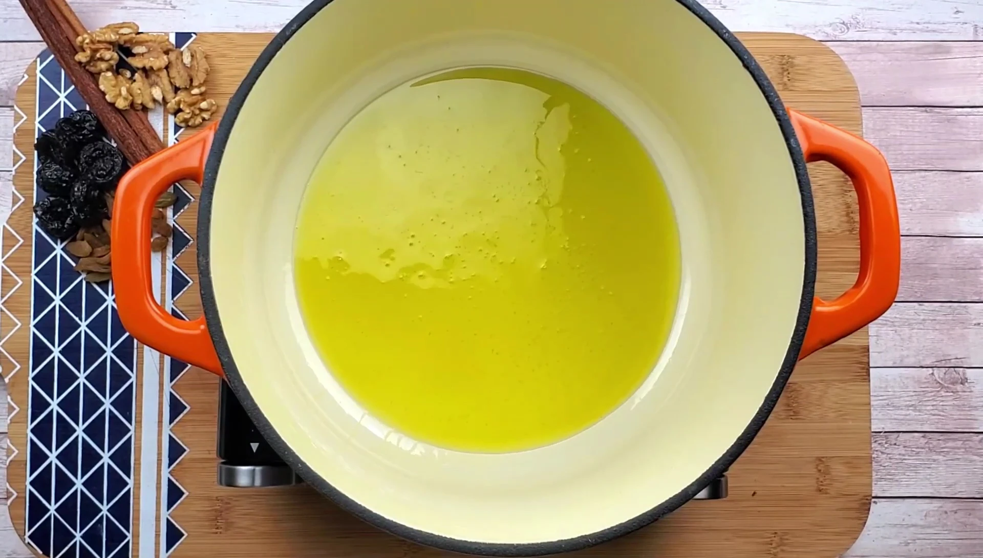 Faire revenir le boeuf dans une cocotte