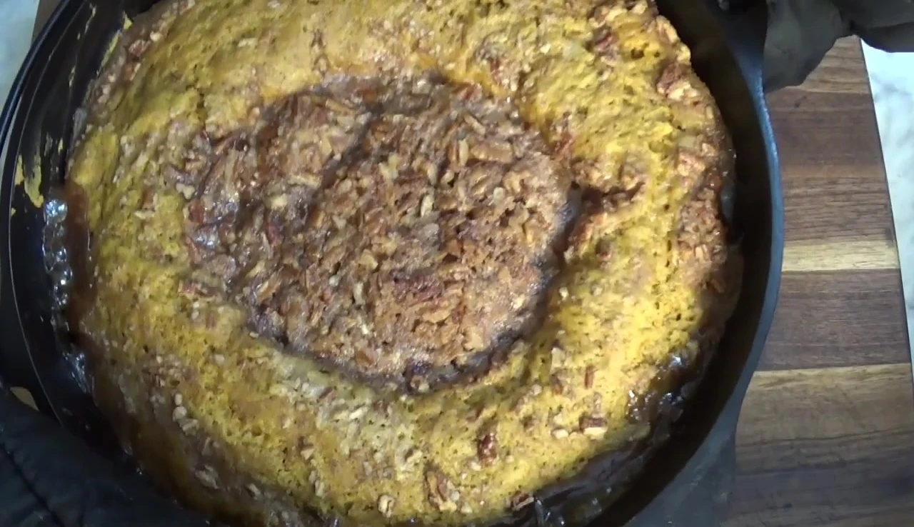 Cobbler à la citrouille prêt à servir