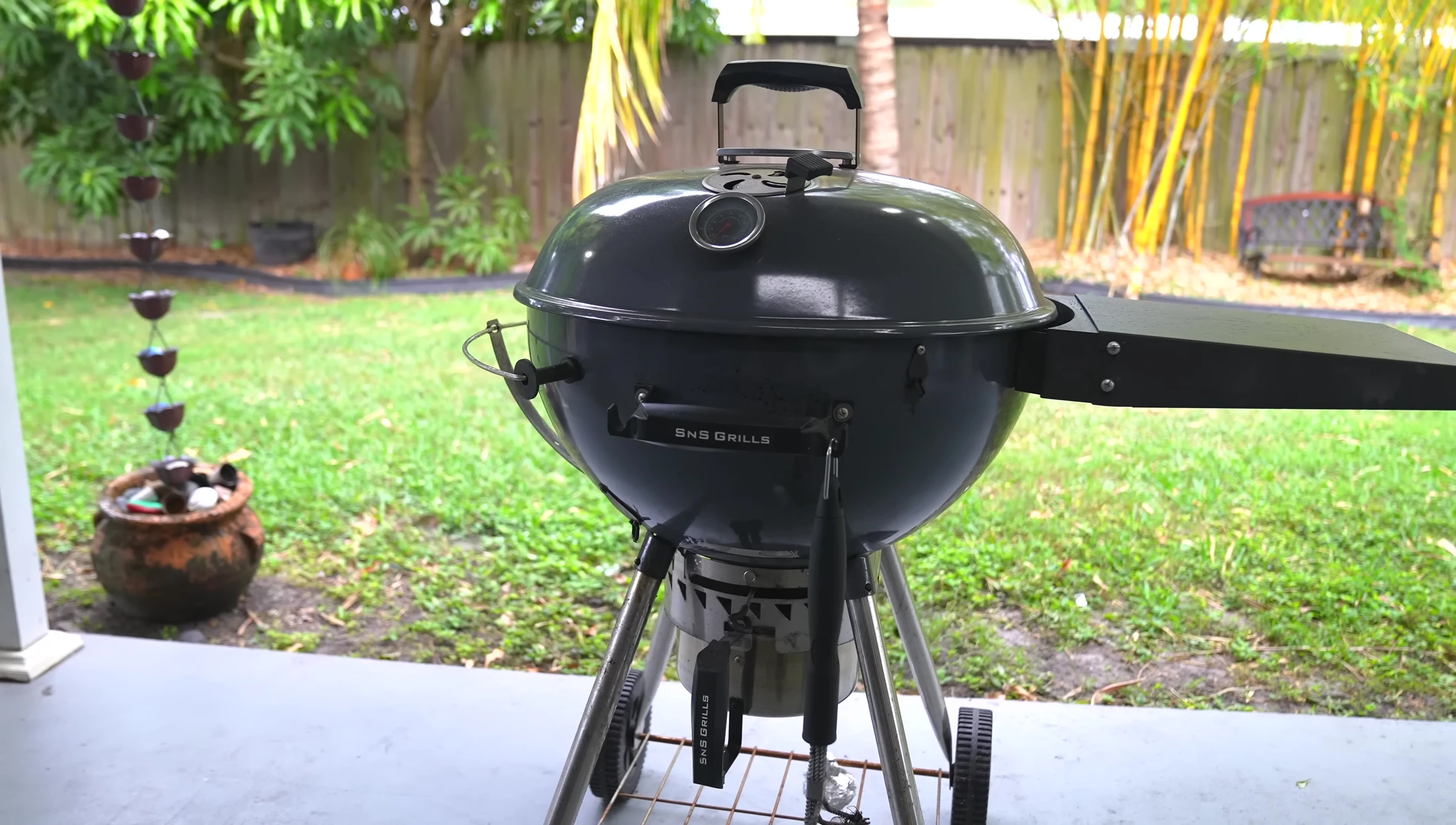 Comparaison du système de rotation des deux grills.