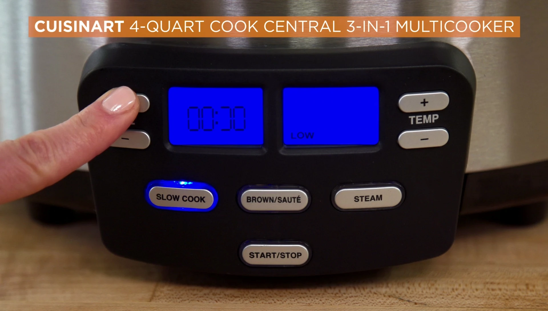 Gros plan sur les commandes numériques du Cuisinart