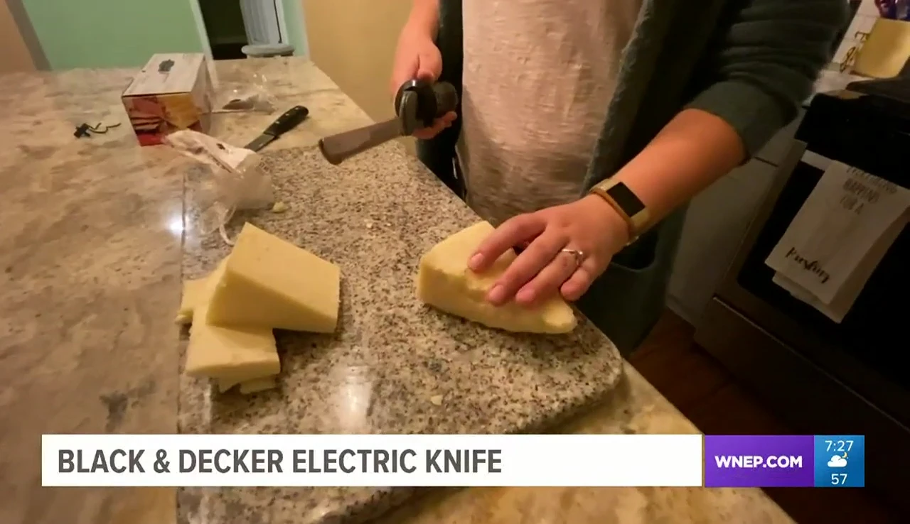 Découpe du fromage Locatelli