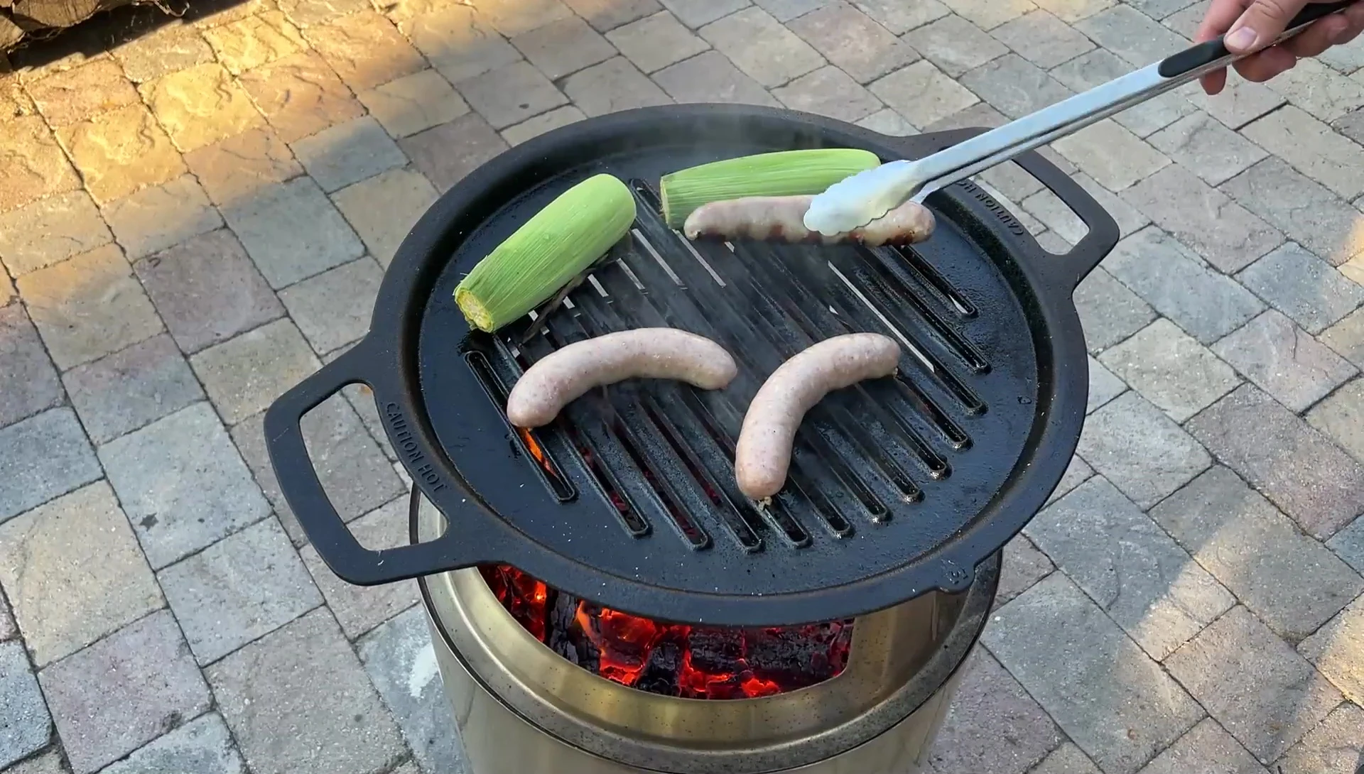 BR cuisant sur le Solo Stove Hub.