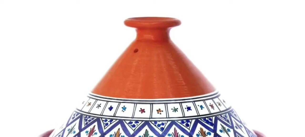 Détail du tajine Kamsa