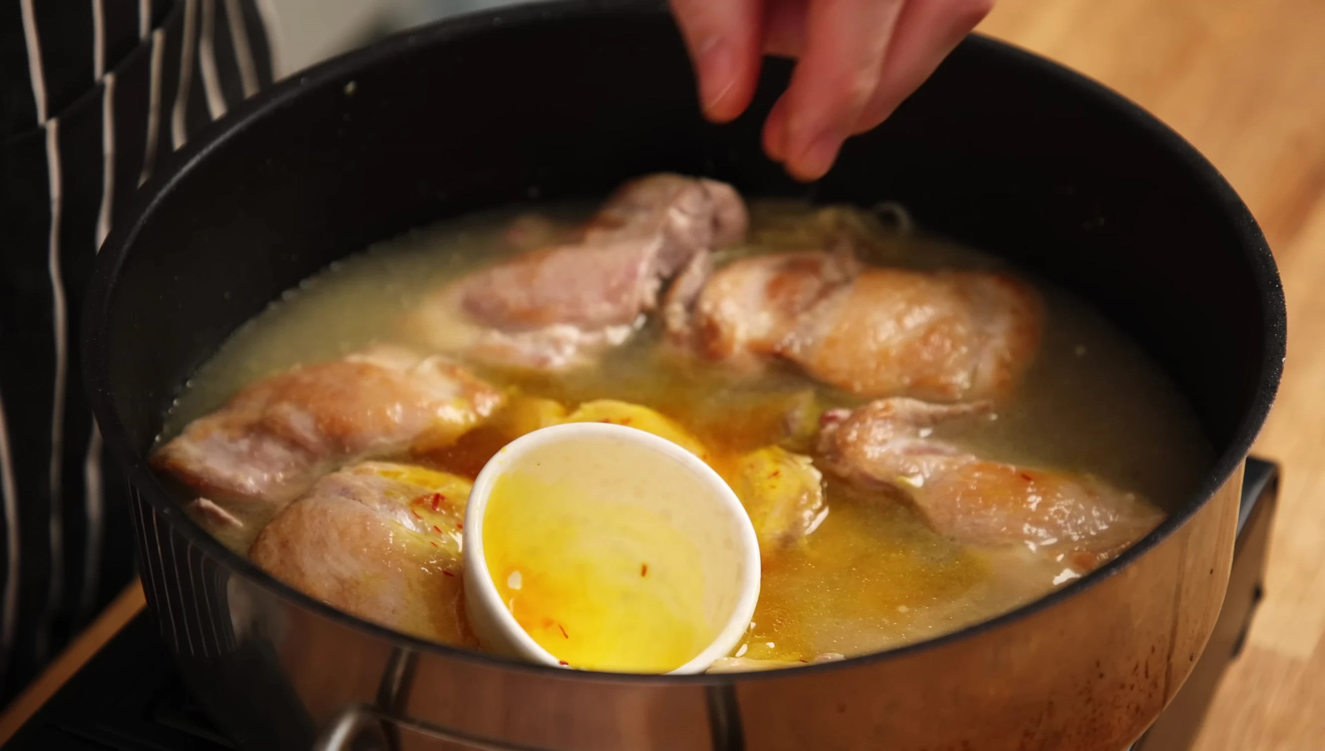 Ajout des épices et des citrons confits