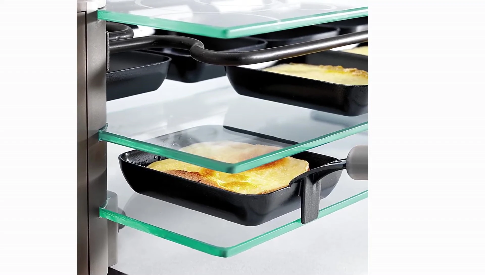 Fromage fondant visible dans l'appareil transparent
